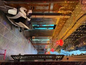 AN DƯƠNG VƯƠNG -TÂY HỒ- NHÀ ĐẸP - FULL NỘI THẤT – CHỈ VIỆC VỀ Ở.